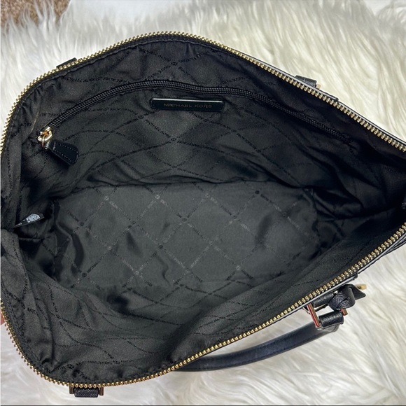 Michael Kors Black Gold Charlotte Ciara Large Zip Tote Shoulder Bag Purse - Picture 10 of 12
